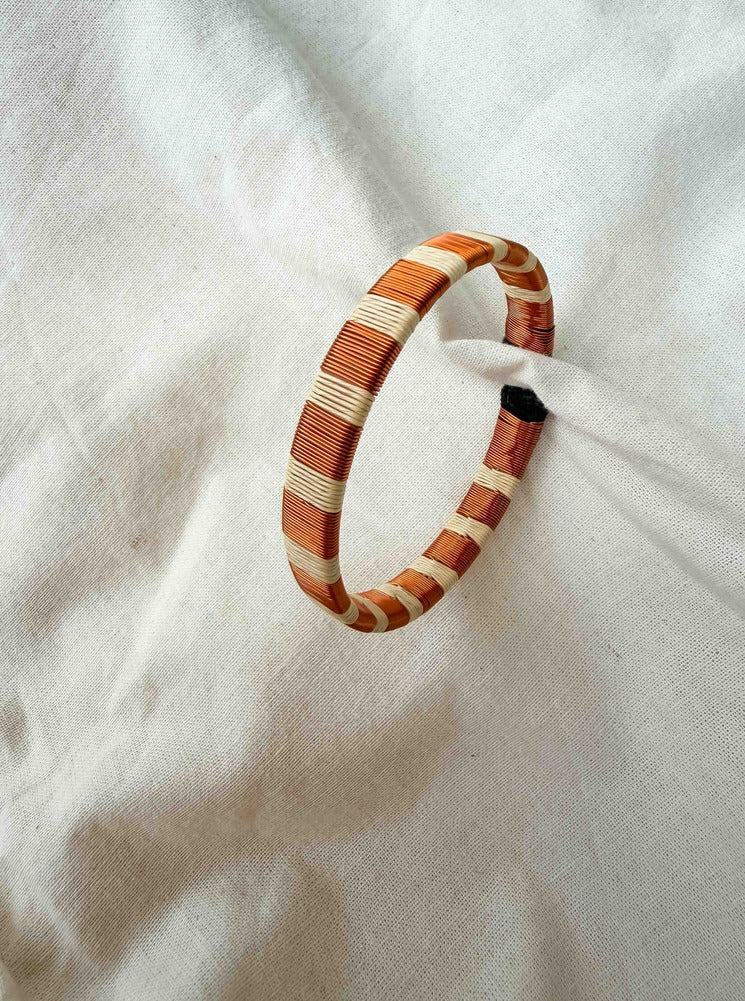 PULSERA EARTH LAYERS