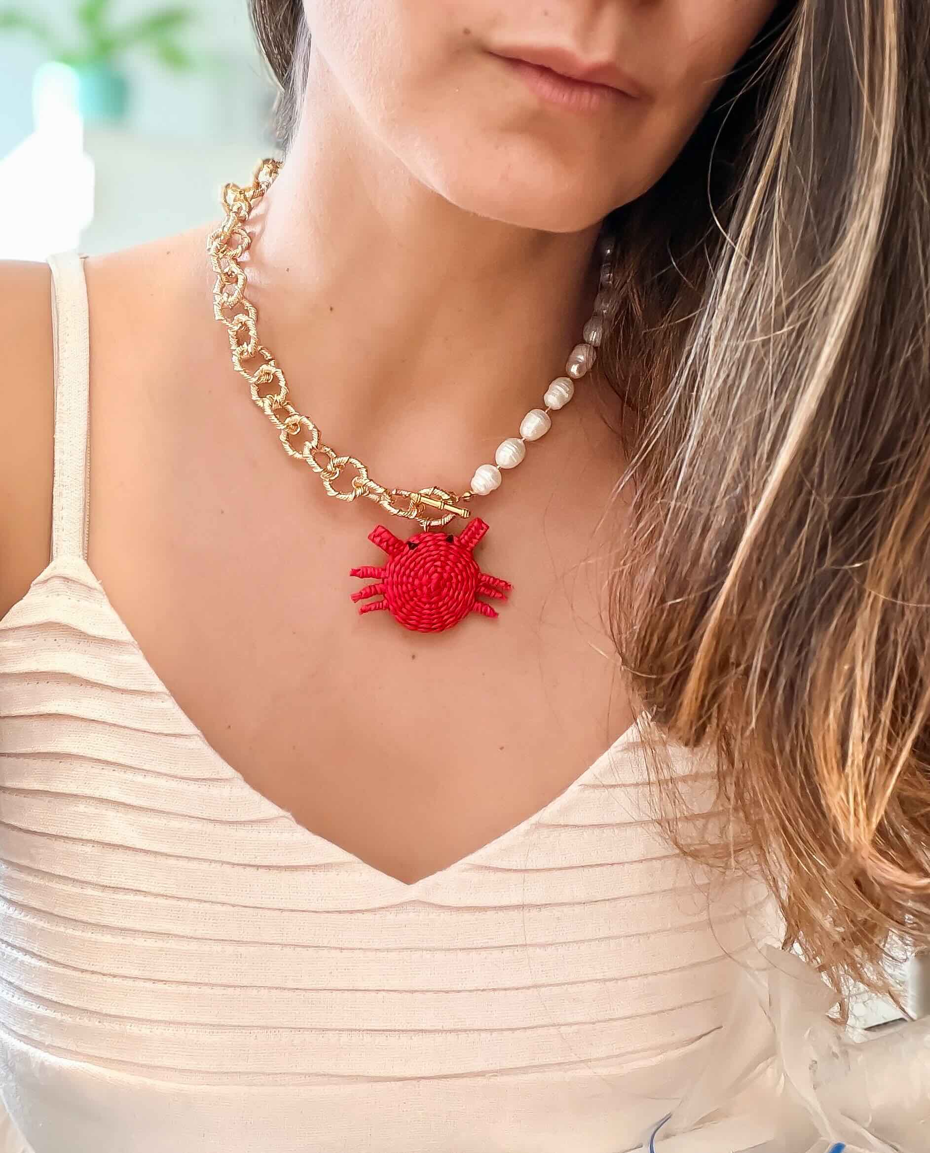 Collar Cangrejo perlas AWA