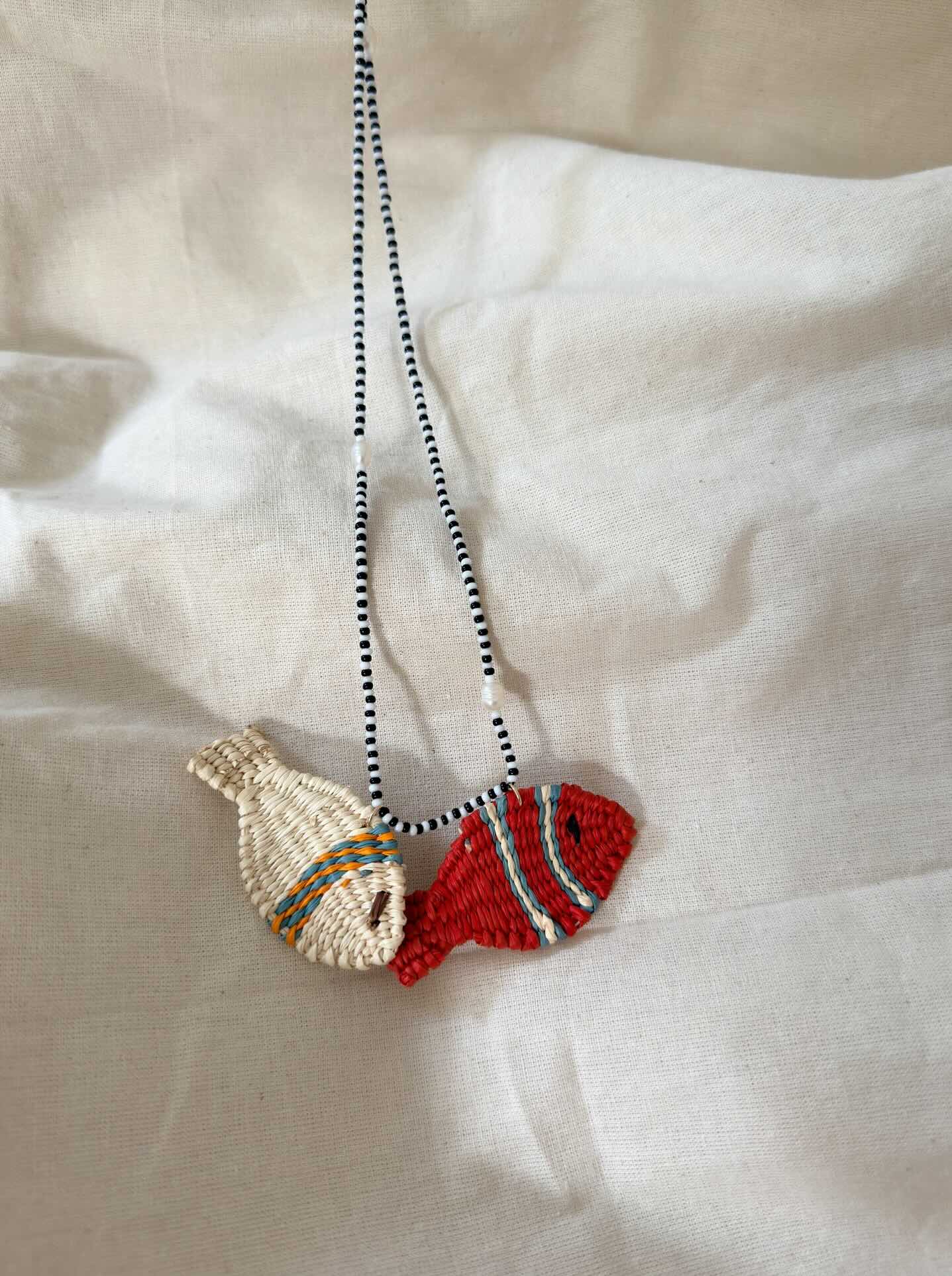 Collar peces AWA