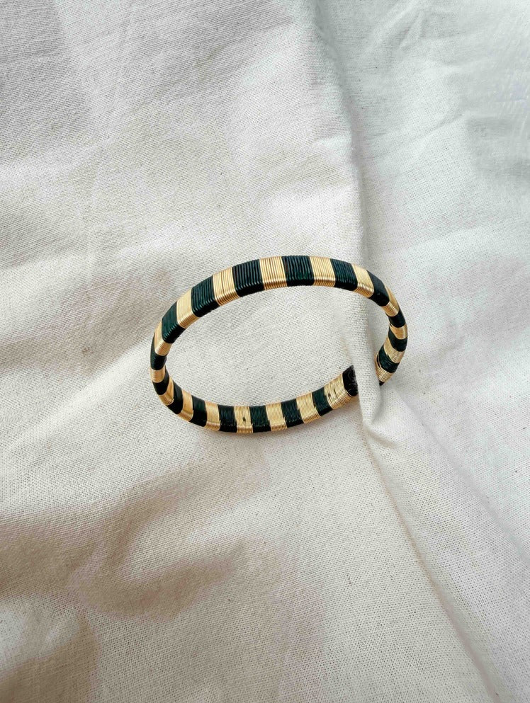 PULSERA EARTH LAYERS
