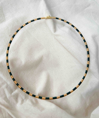 COLLAR EARTH LAYERS